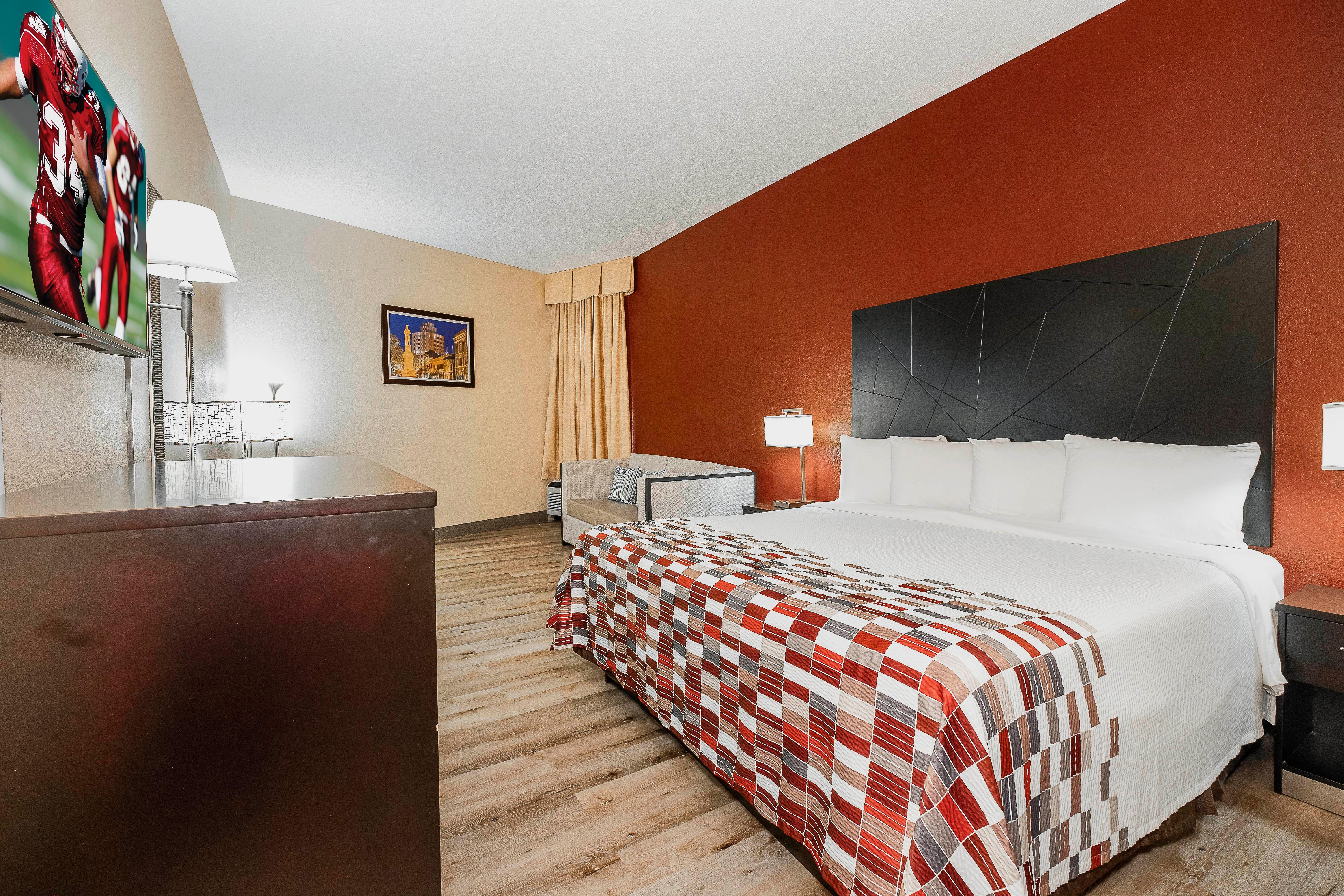 Red Roof Inn & Suites Мейкон Экстерьер фото