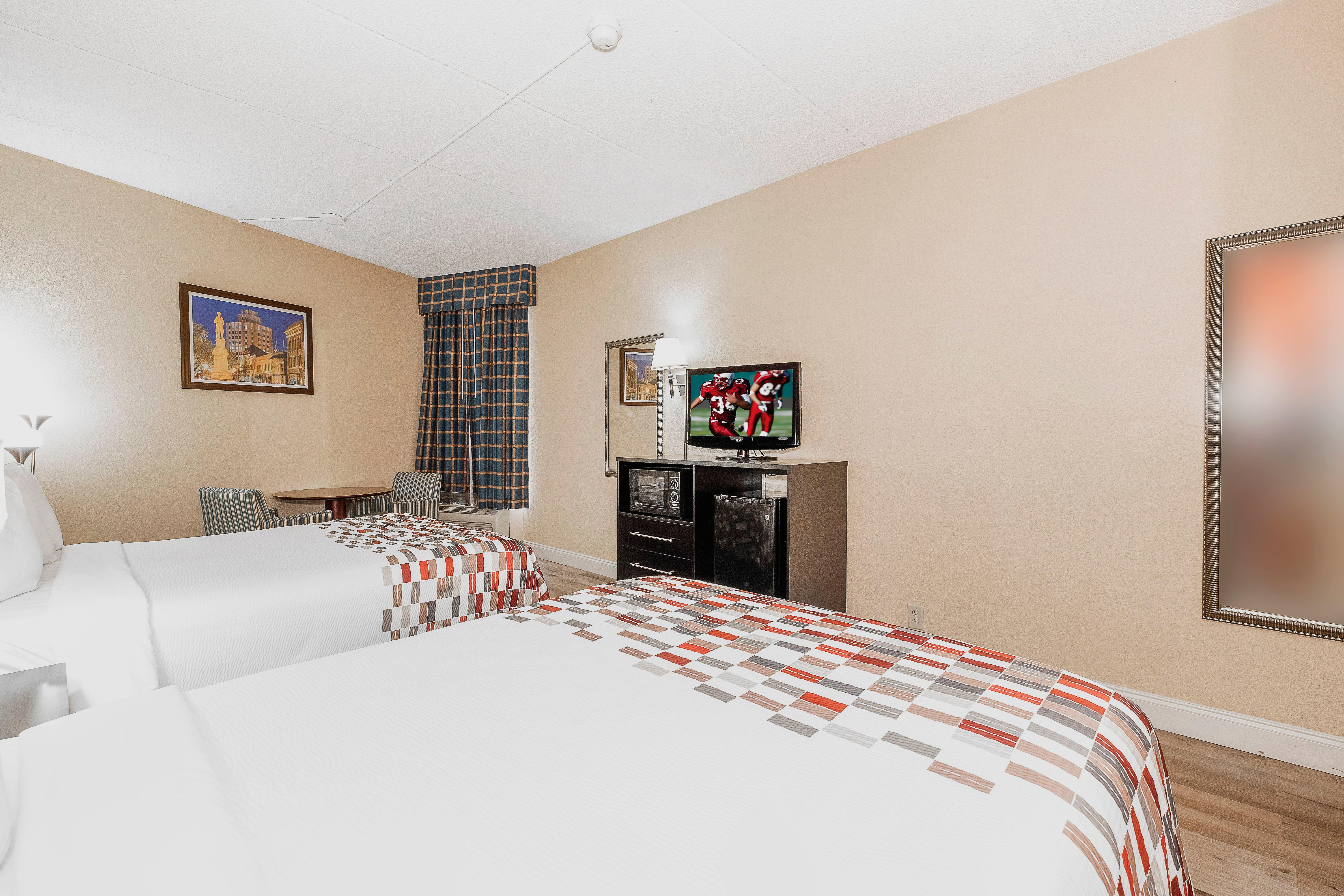 Red Roof Inn & Suites Мейкон Экстерьер фото