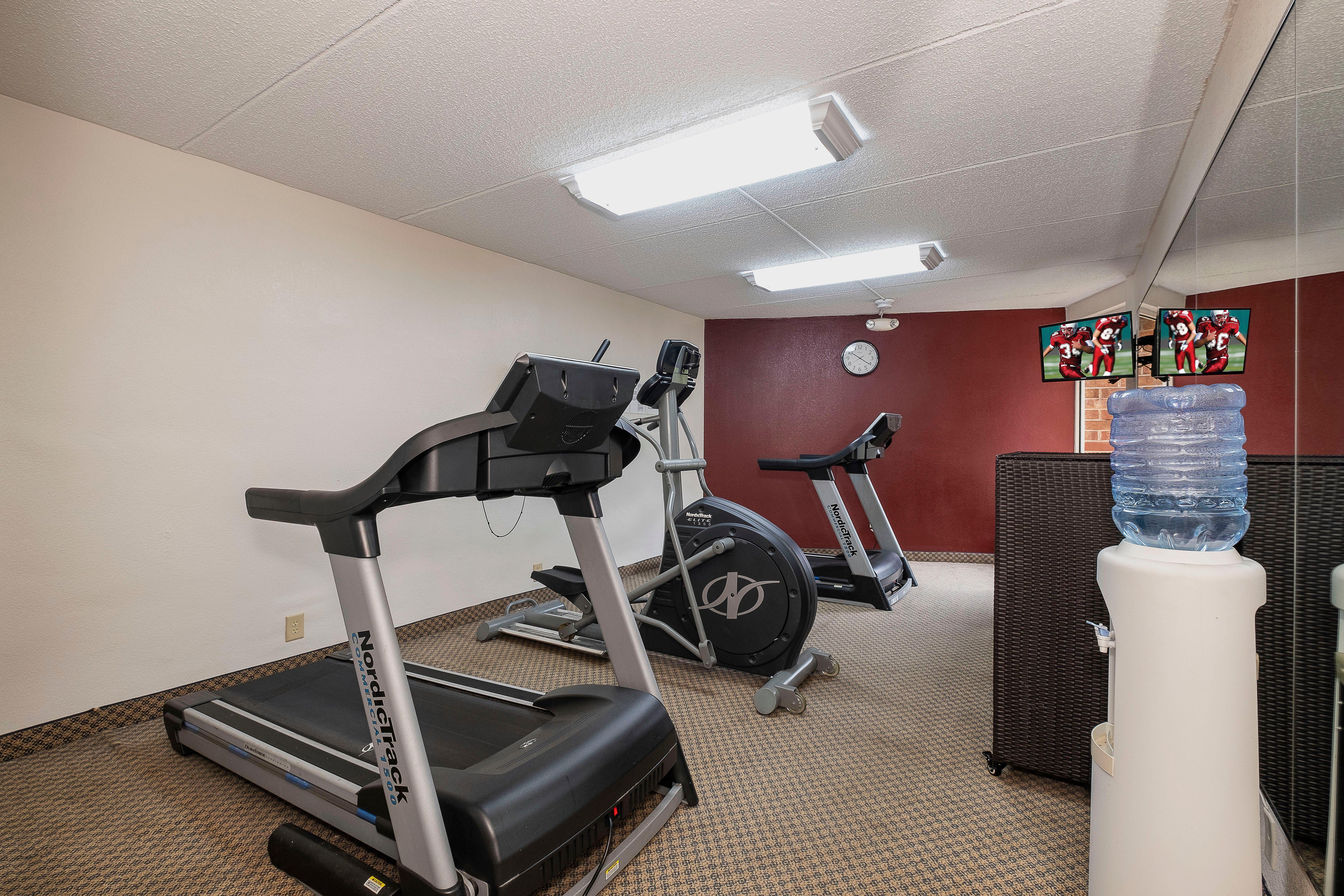 Red Roof Inn & Suites Мейкон Экстерьер фото