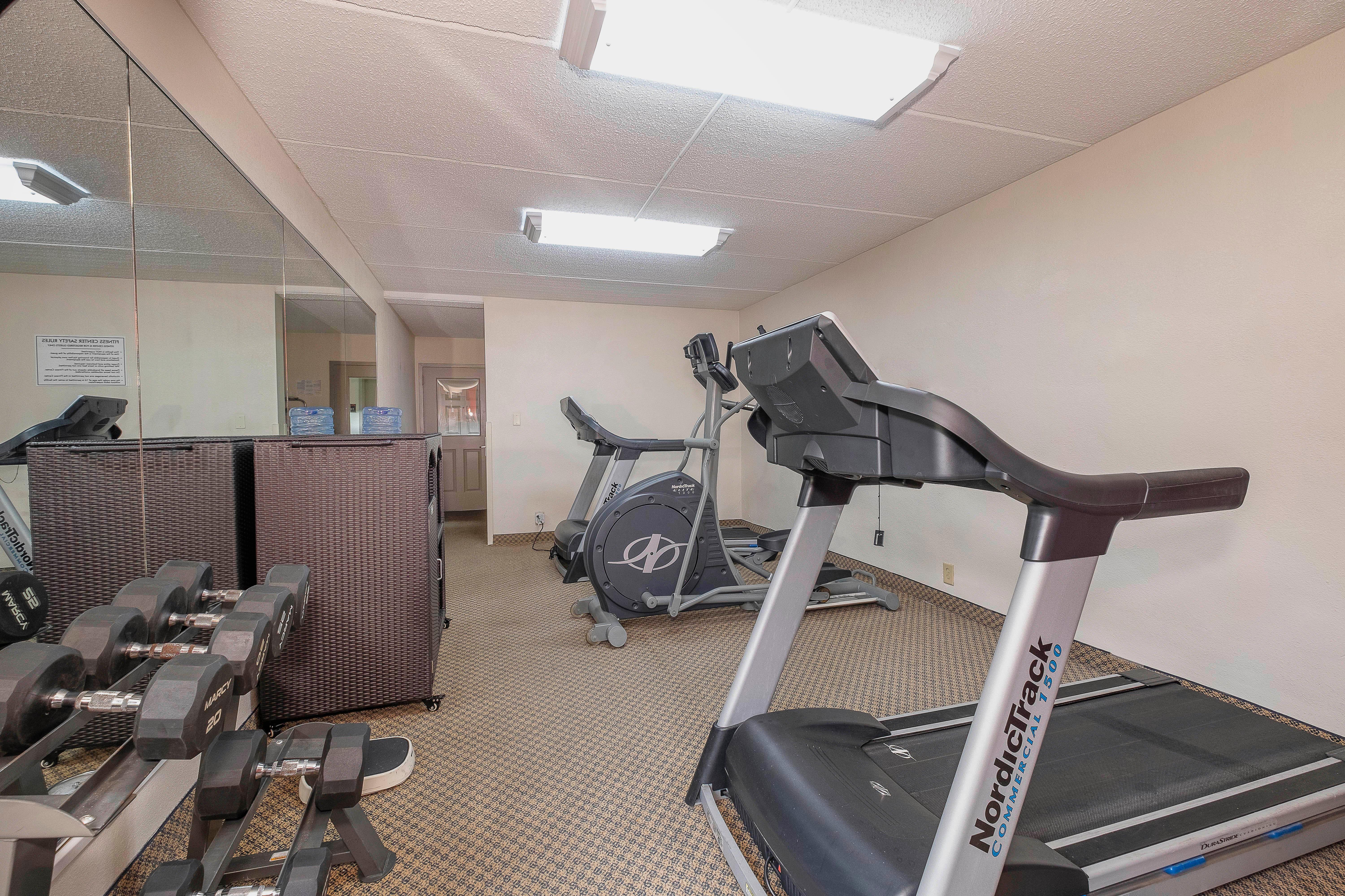 Red Roof Inn & Suites Мейкон Экстерьер фото