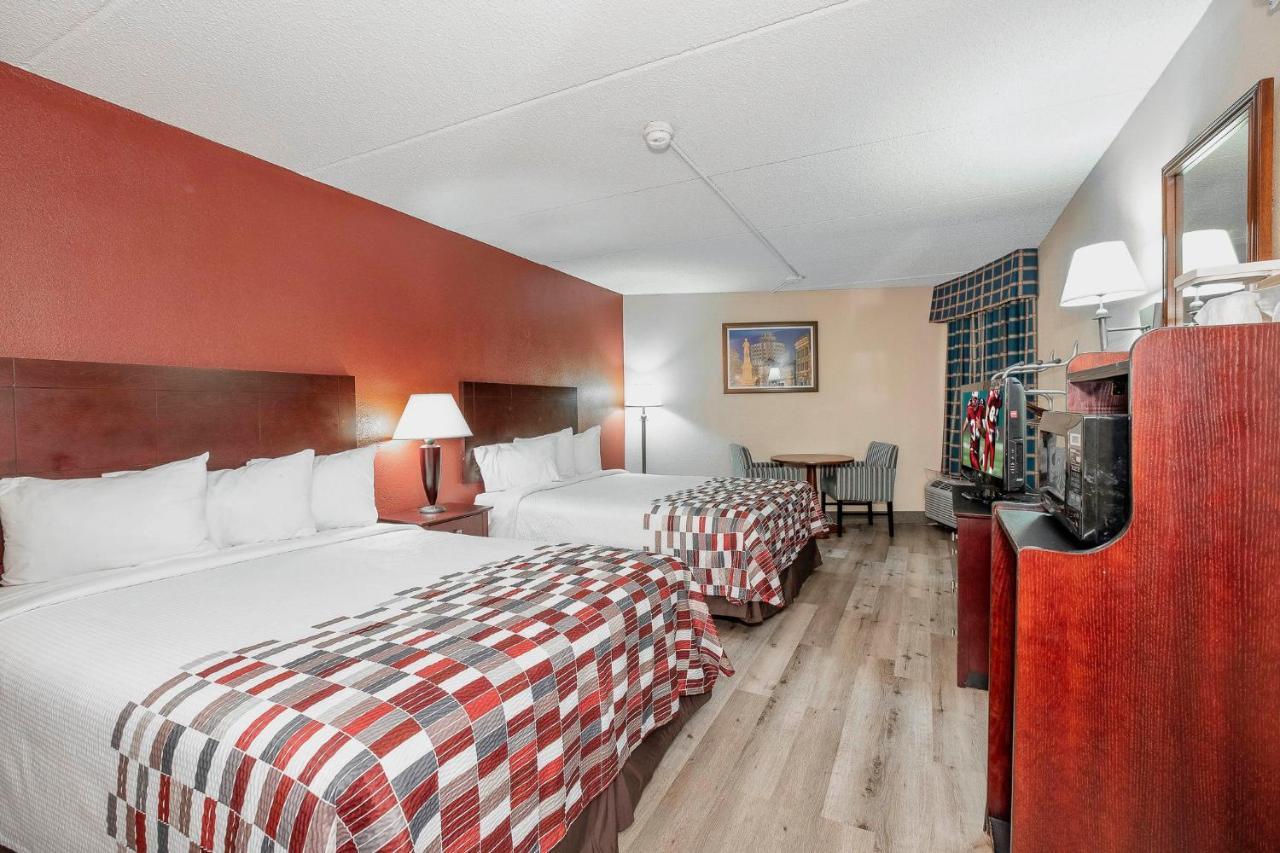 Red Roof Inn & Suites Мейкон Экстерьер фото