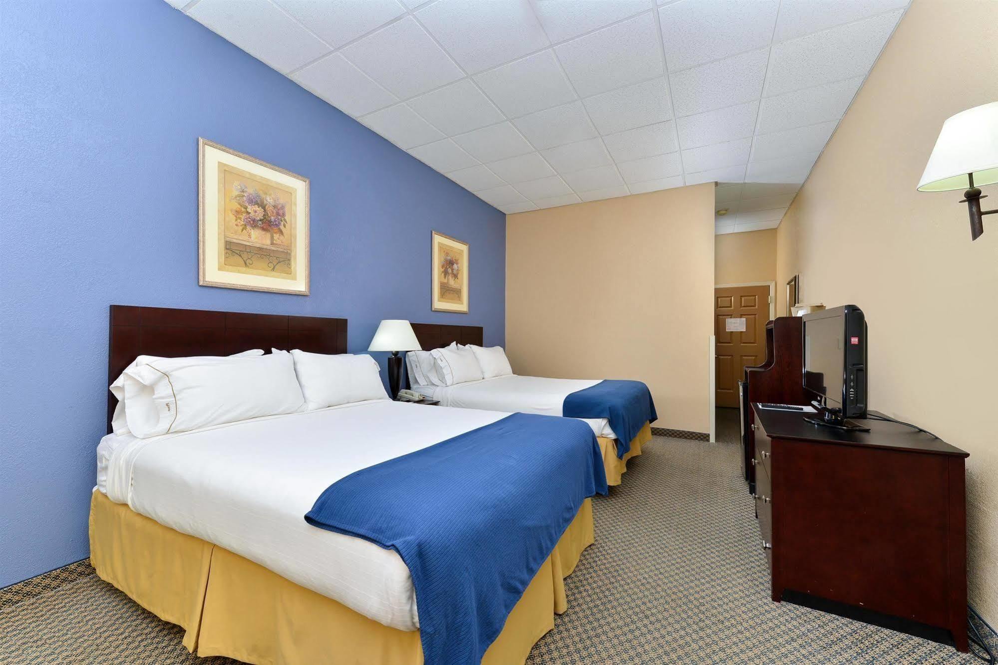 Red Roof Inn & Suites Мейкон Экстерьер фото