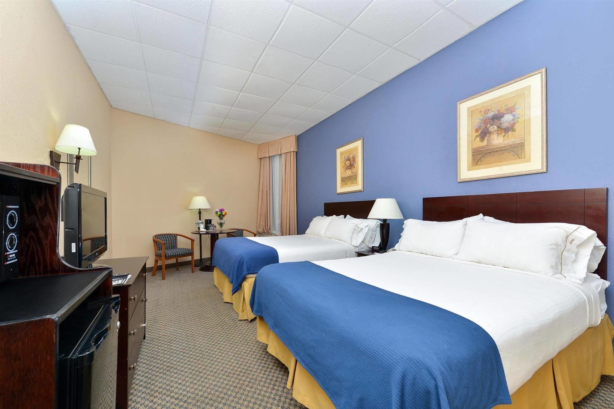 Red Roof Inn & Suites Мейкон Экстерьер фото